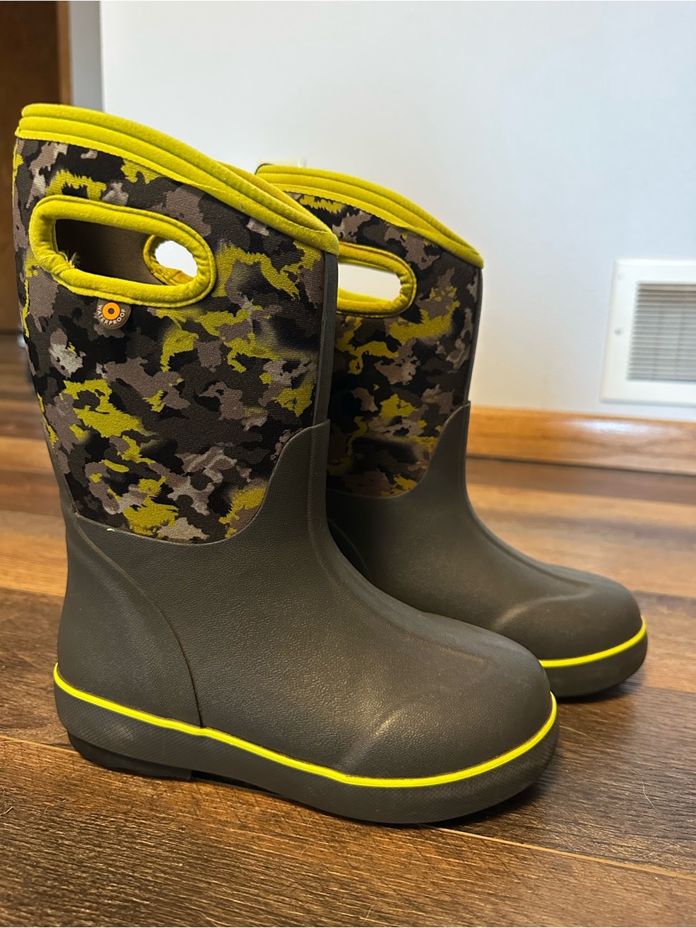 Bogs Kids Camo Indulated Boots